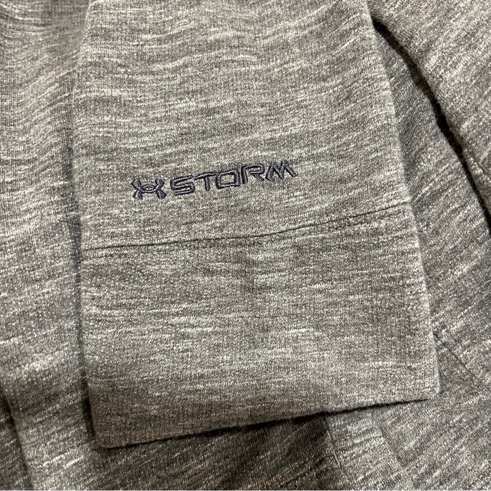 Under Armor Hoodie - Picture 6 of 6